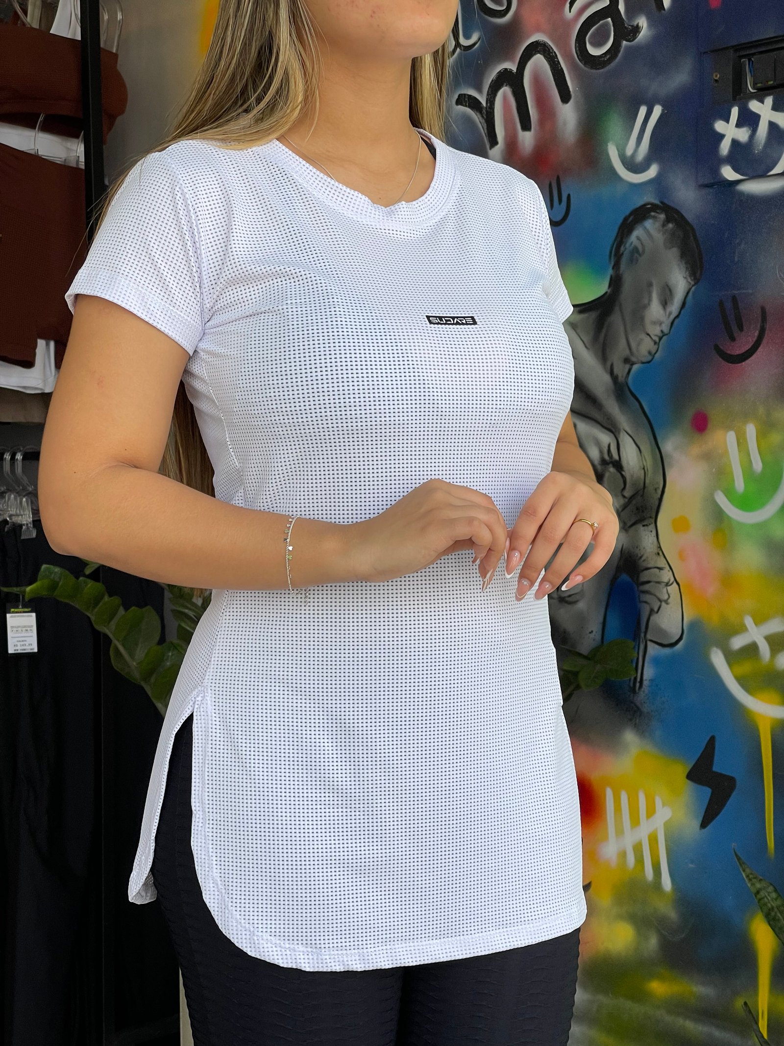 BLUSA TAPA BUMBUM DRYFIT