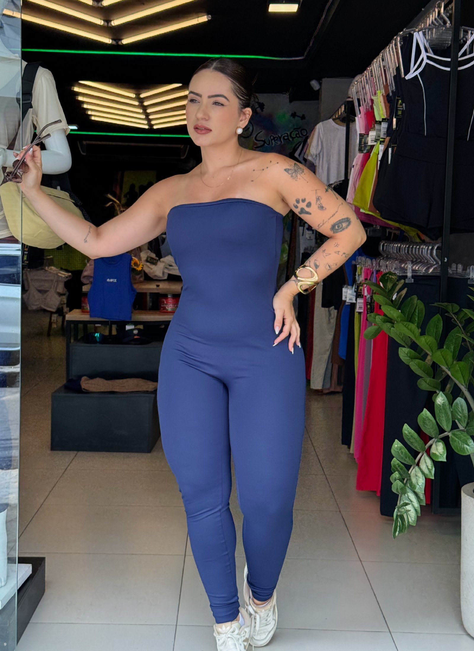 MACACÃO TOMARA QUE CAIA